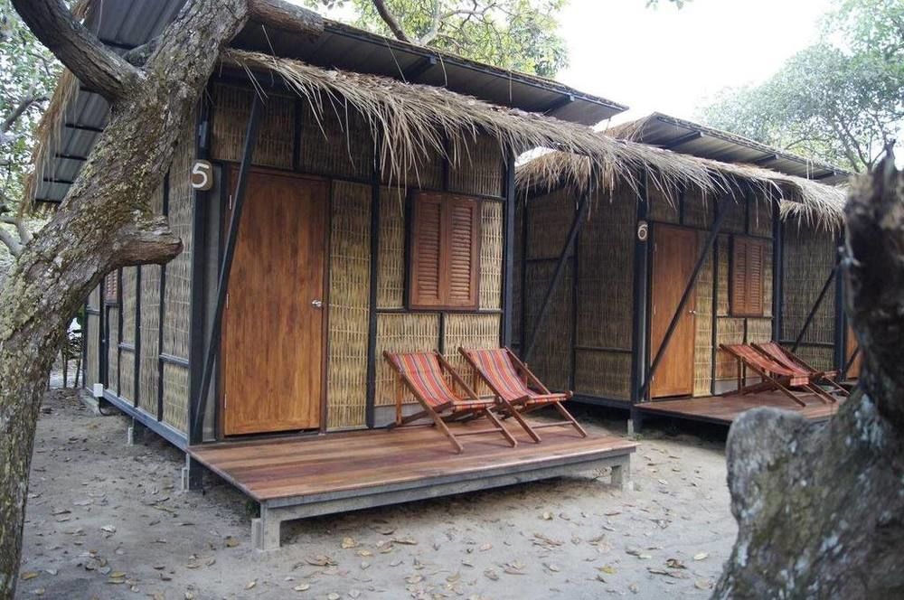 Little Hut Hotel Ко Паям Екстериор снимка